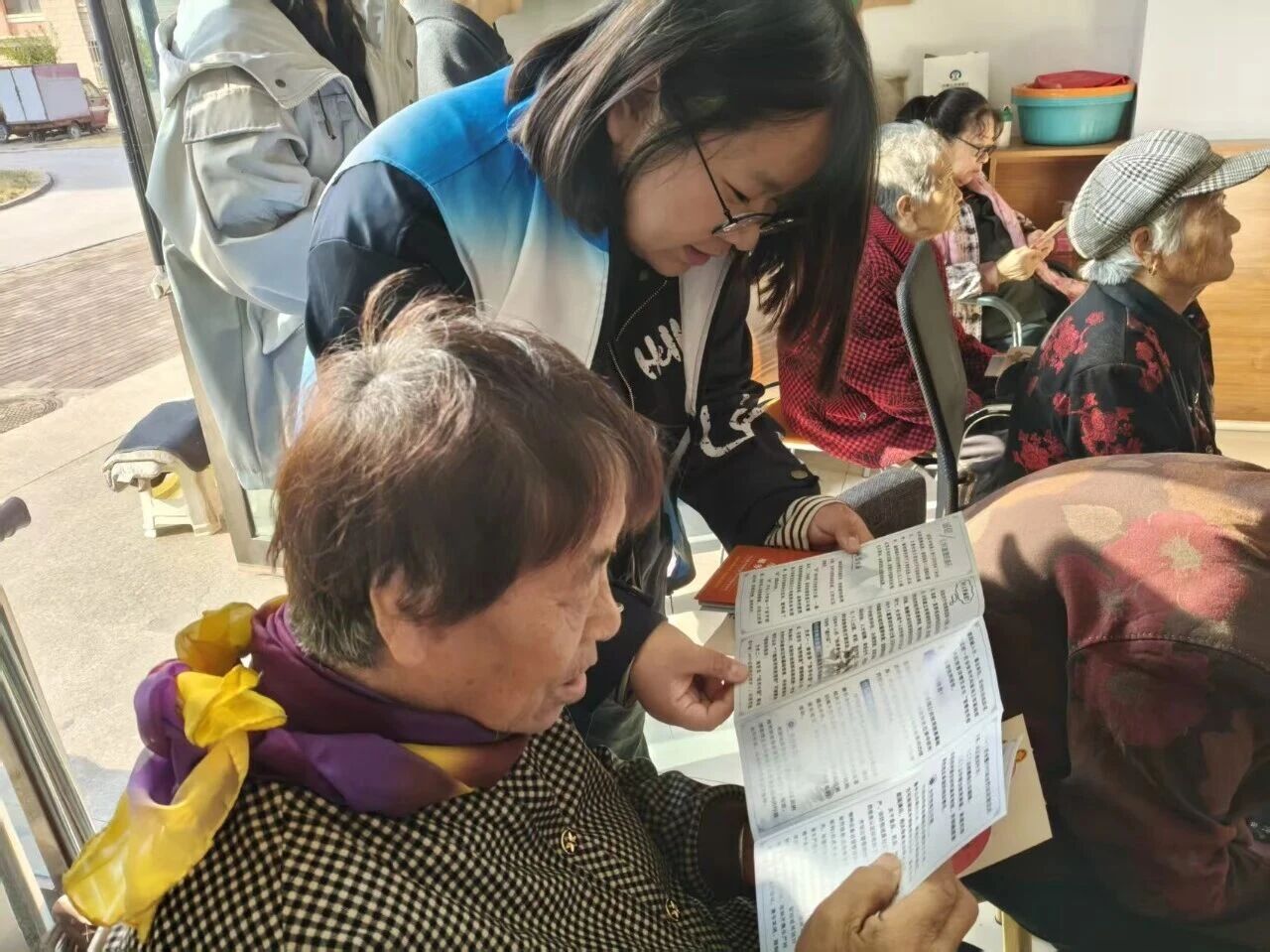 微信图片_2025-10-21_104142_893.jpg